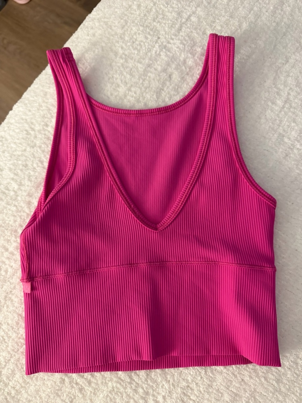 Lululemon Rib Power Pivot Tank - Picture 2 of 6